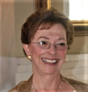 Portrait photograph of artist Harriet Zabusky-Zand